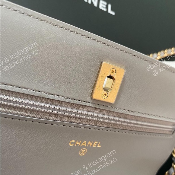 SOLD ❌ CHANEL Authentic RECEIPT Gray Pearl Crush Bag WOC - Picture 9 of 12